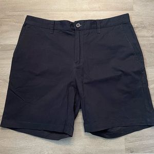 Five Four navy blue 34 modern fit flat front shorts, excellent condition